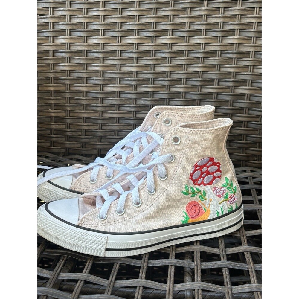 Womens Size 7 - Converse Chuck Taylor All Star High Embroidered Mushroom Boho
